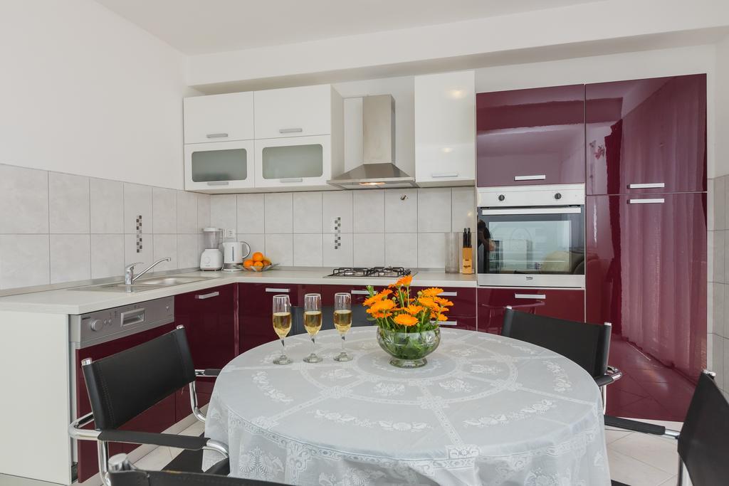 Apartment Anna Kaštela Екстериор снимка