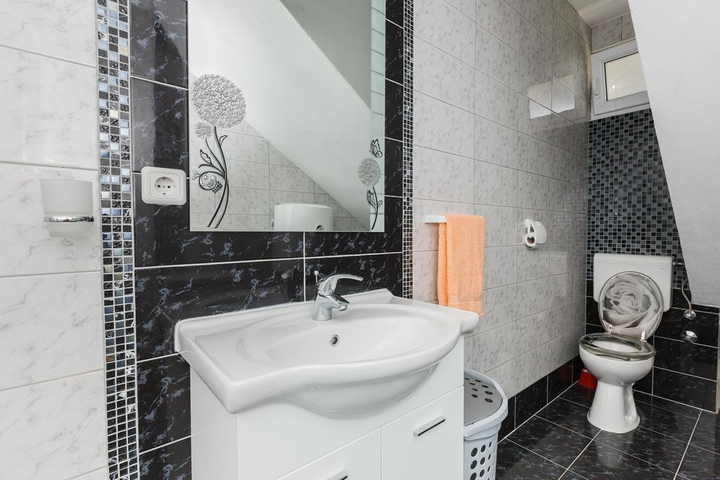 Apartment Anna Kaštela Екстериор снимка